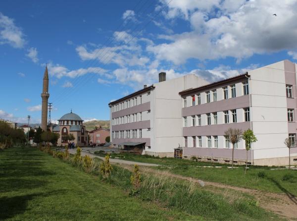 Zara Anadolu İmam Hatip Lisesi Fotoğrafı